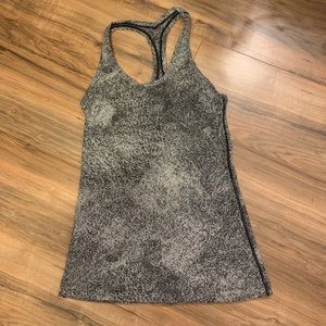 Lululemon tank top